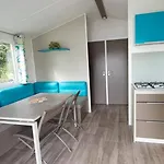 Mobil-home 6 Pers, Confort Clim, Piscine & Animations 营地