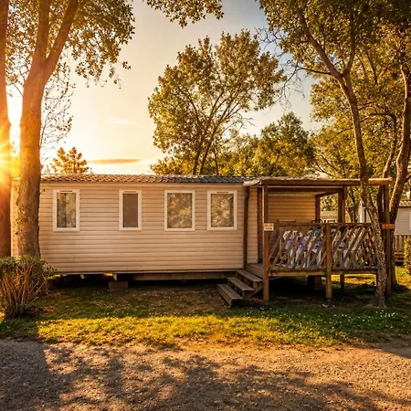Campingplatz Mobil-home 6 Pers, Confort Clim, Piscine & Animations Agde